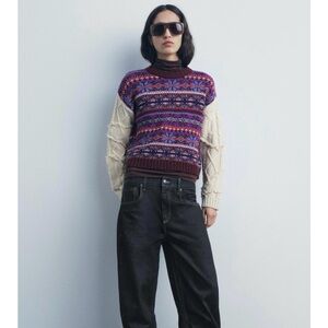 Jacquard sweater 
Size S (runs big)
Brand ZARA